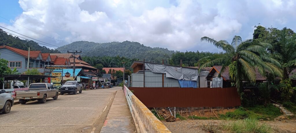 The main street in Khao Sok