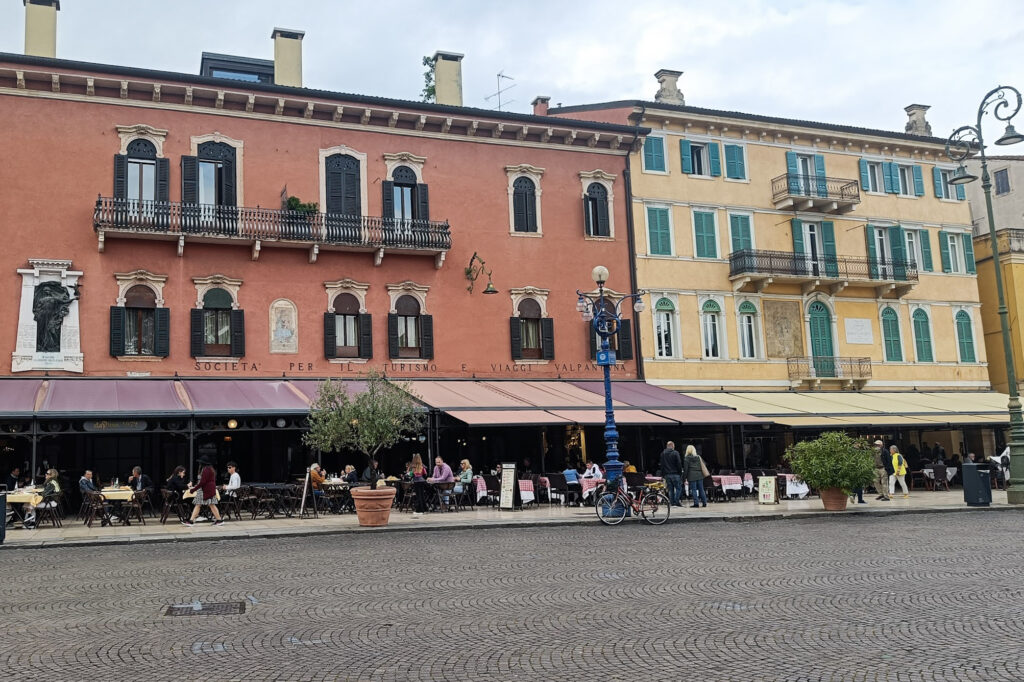 Piazza Bra, the starting point for one day in Verona