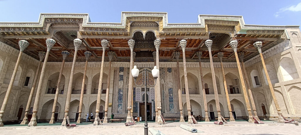 Bolo Hauz: The Mosque of 40 Columns in Bukhara Uzbekistan