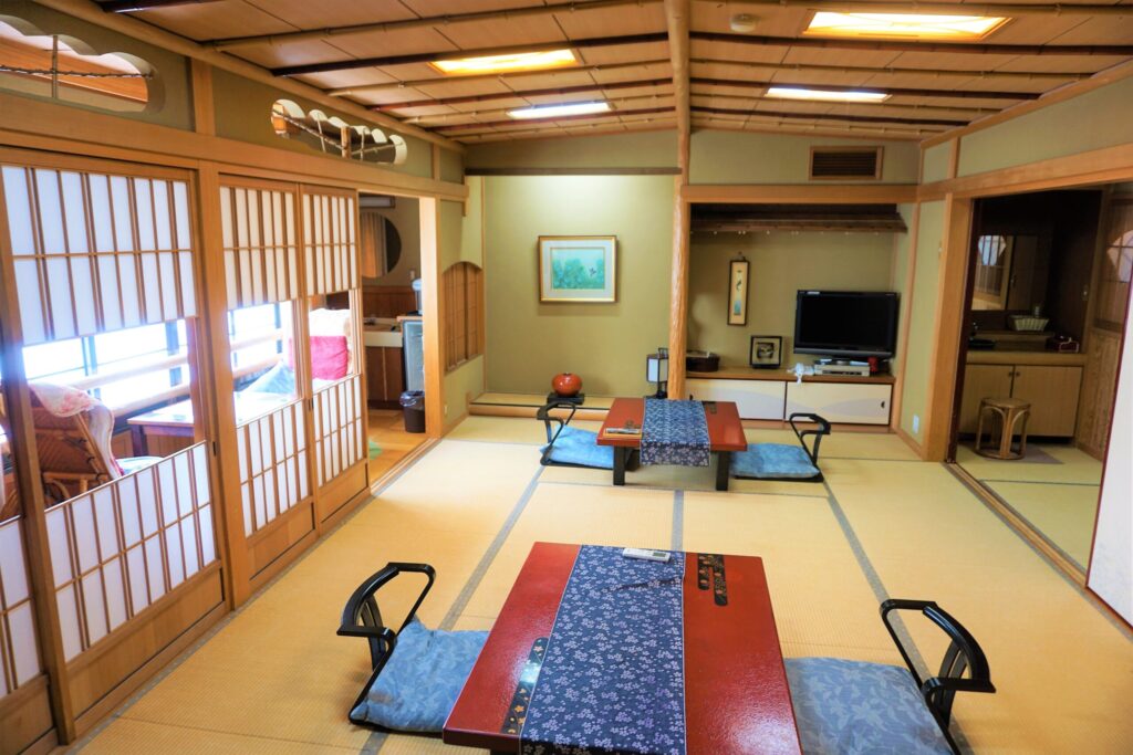 Morizuya Ryokan dining area in Kinosaki
