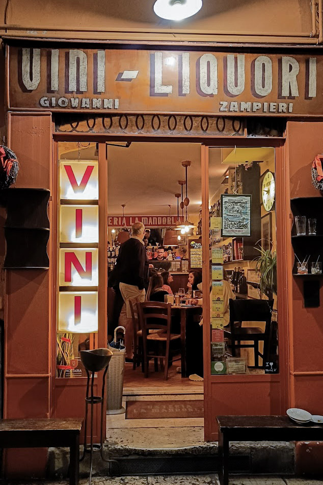 Vini Liquori wine bar and enoteca in Verona, Italy