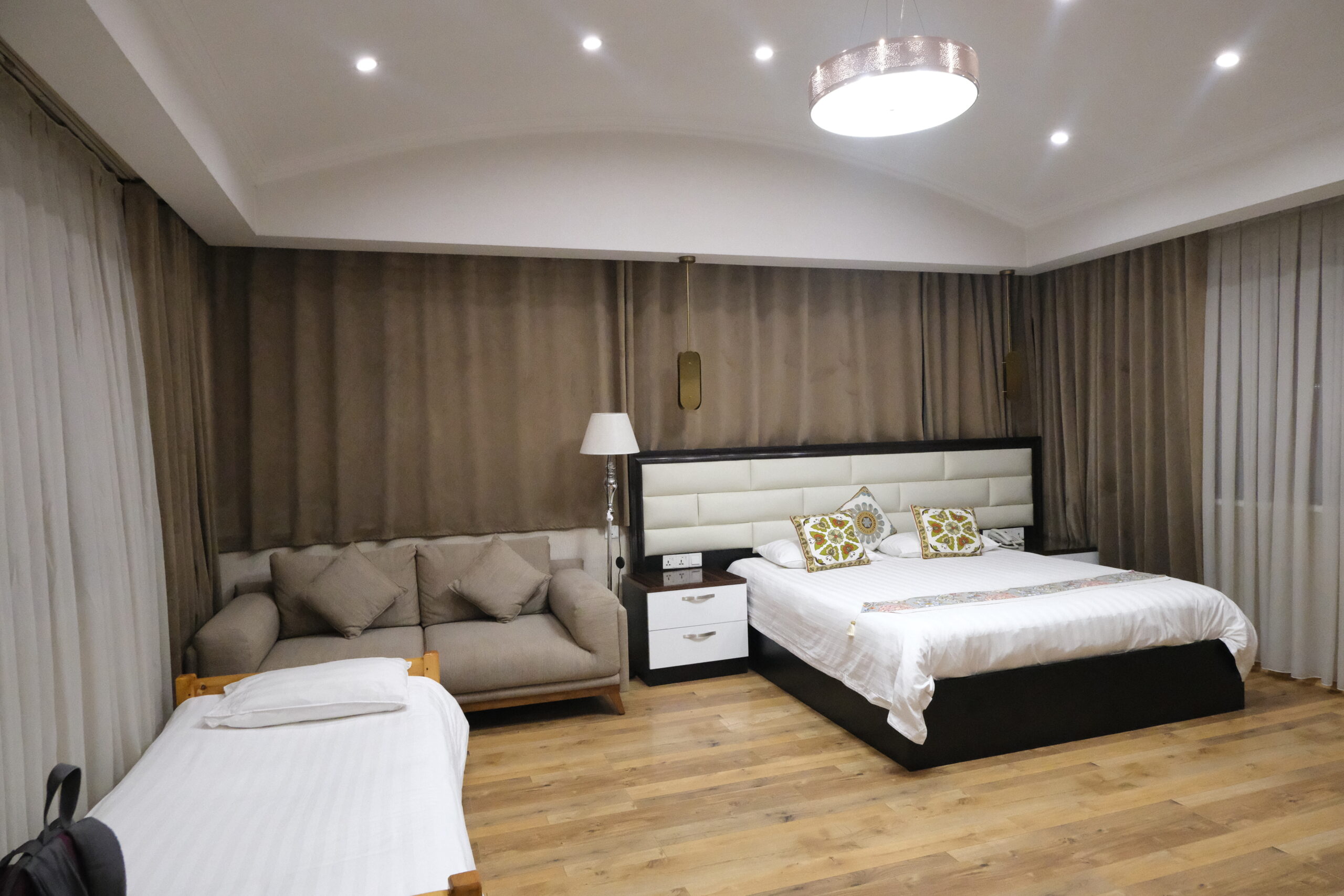 Modern bedroom with cozy furnishings